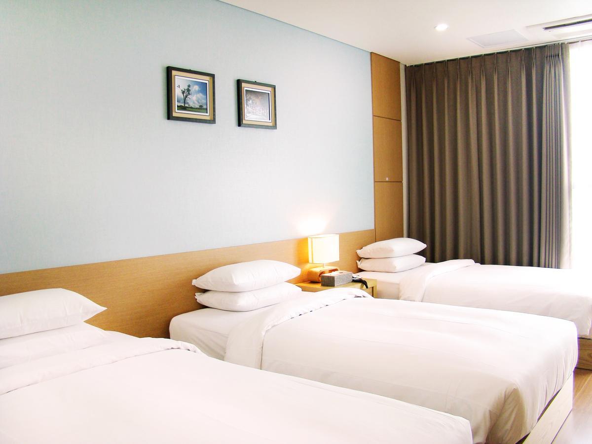 Youus Hotel Seogwipo Exterior photo